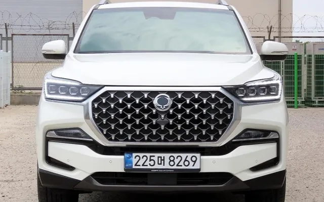 렉스턴2 중고차 렉스턴 뉴 아레나 (Y461) 4WD 디젤 2.2 매물 사진 2 - 2024/11 14,022km
